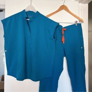 Figs scrub set Rafaela top Size S Yola pants Size M Alps Blue